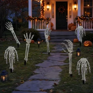 6pcs/set Halloween Skeleton Hands Stakes Realistic Severed Plastic Props Decorations Graveyard Outdoor Yard Decorations Set for Spooky Lawn & Garden